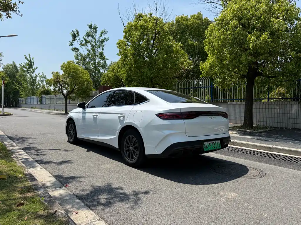 BYD Qin L 2025 — фото 7