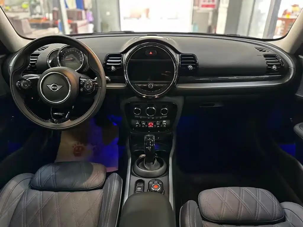 MINI Clubman 2020 — фото 11