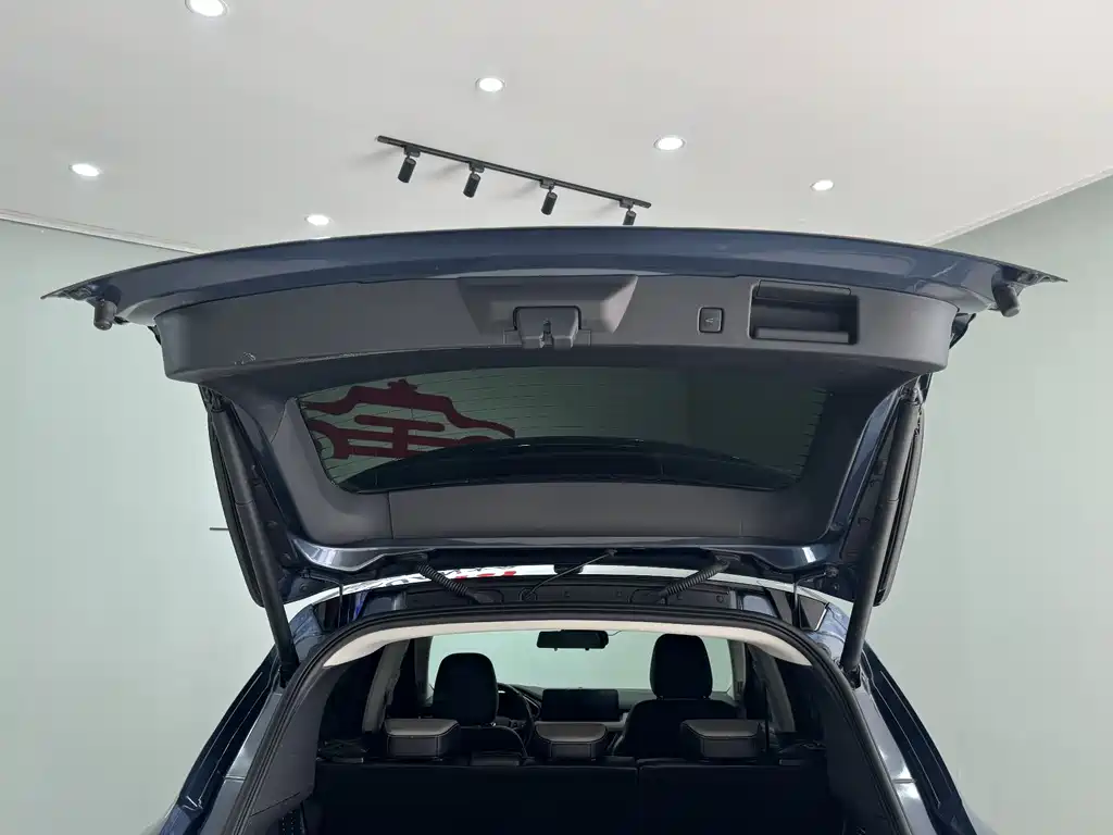 Ford Escape 2021 — фото 13