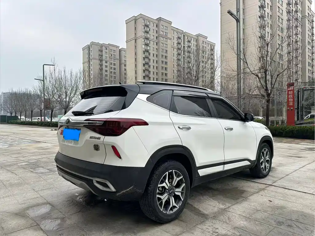 Kia KX3 2020 — фото 4