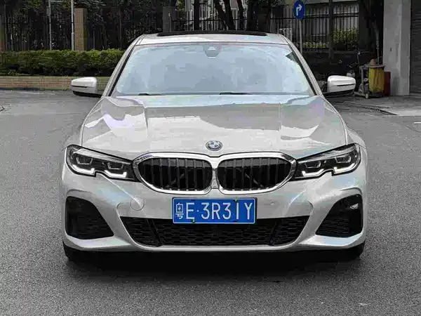 BMW 3 Series 2021