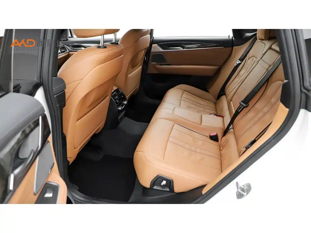 BMW 6 Series GT 2022 — фото 7