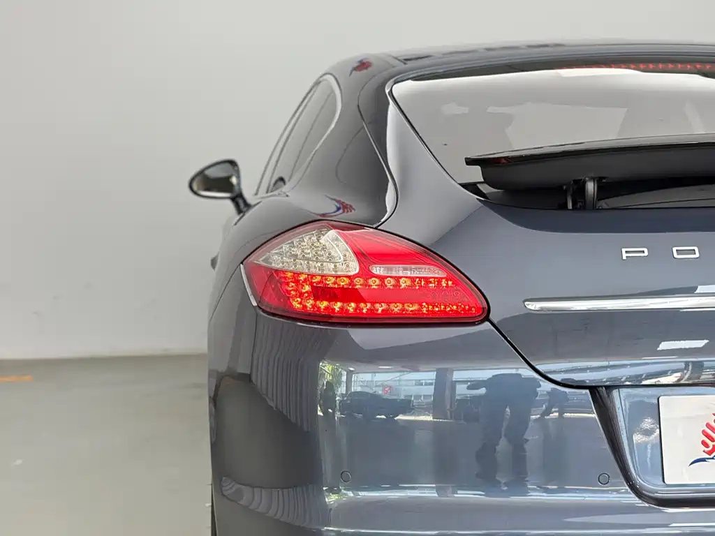 Porsche Panamera 2013 — фото 15