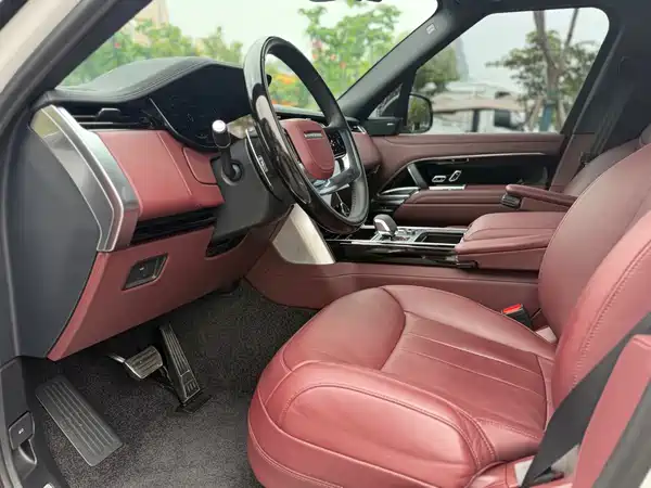 Land Rover Range Rover 2023