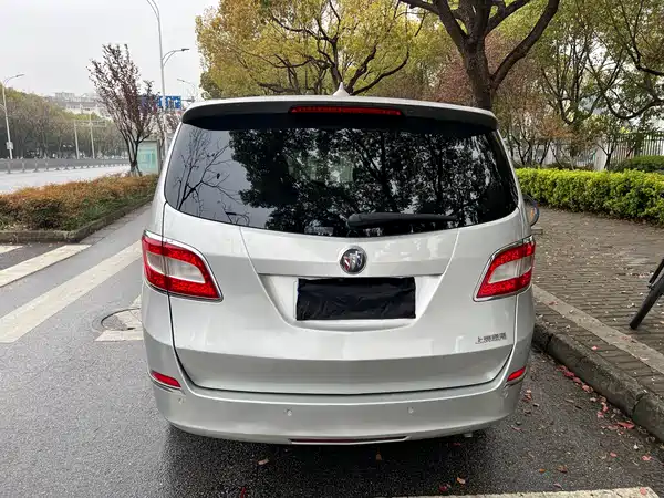 Buick GL8 2013