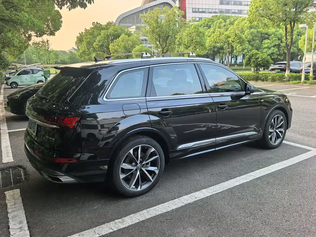 Audi Q7 2020
