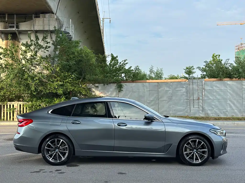 BMW 6 Series GT 2021 — фото 12