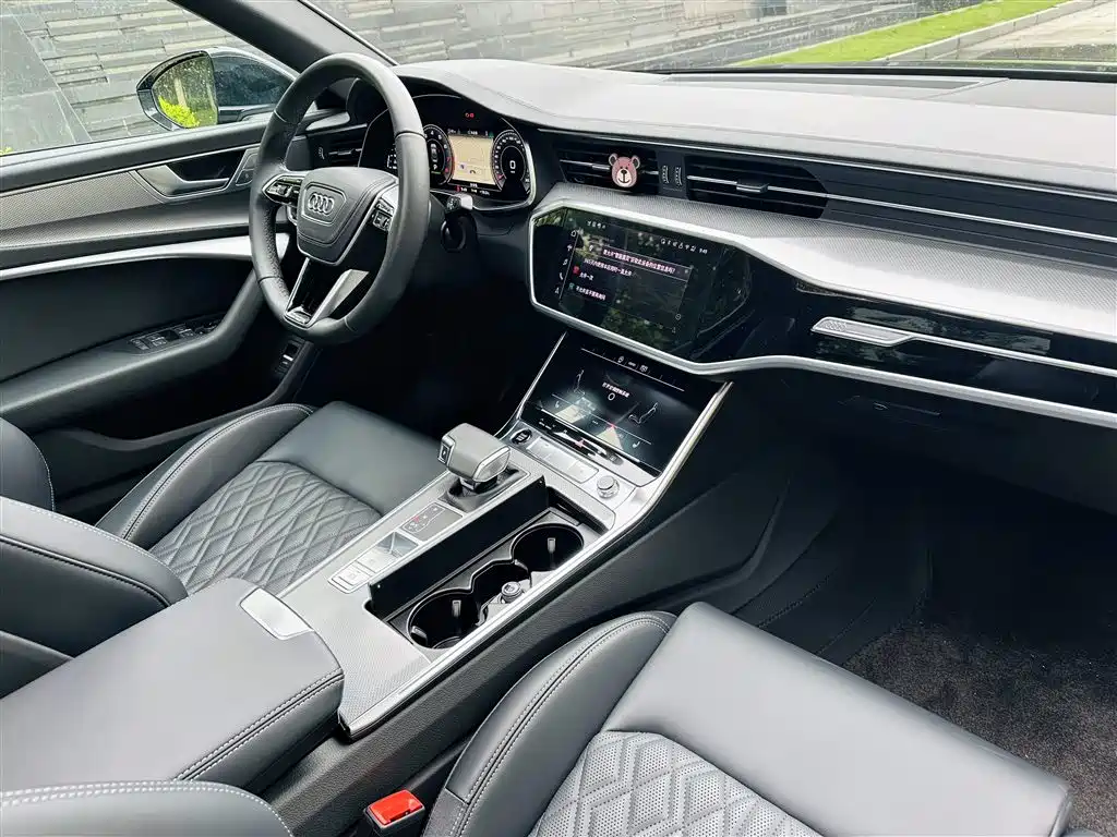 Audi A6L 2025 — фото 9