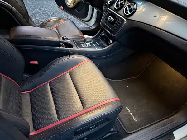 Mercedes-Benz GLA AMG 2015