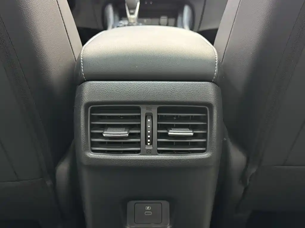 Nissan Sylphy 2024 — фото 16