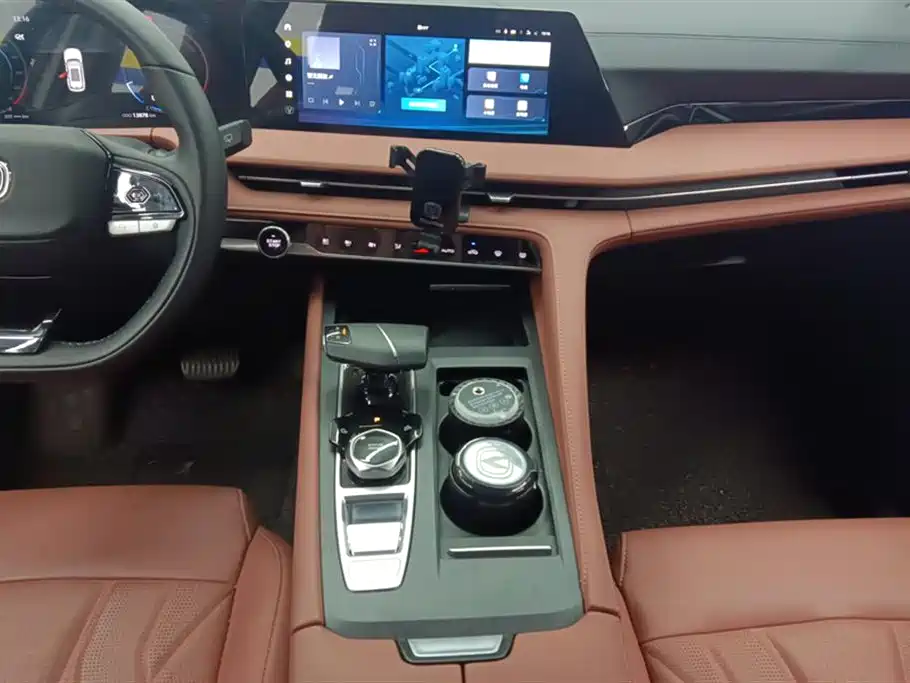 Changan CS75 PLUS 2024 — фото 16