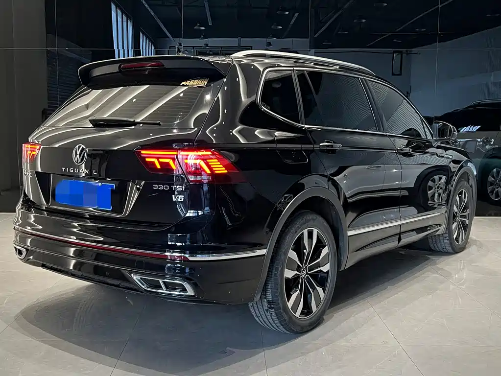 Volkswagen Tiguan L 2023 — фото 5