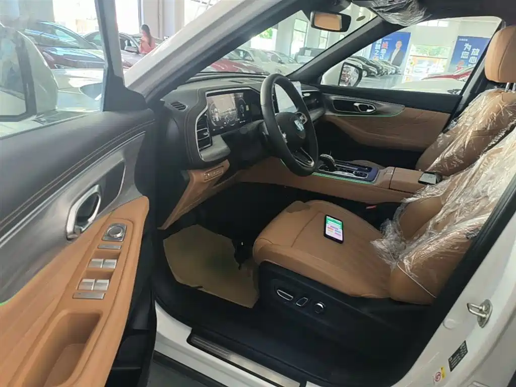 GAC Motor Trumpchi GS8 2026 — фото 12