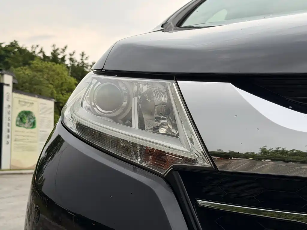 Honda Odyssey 2015 — фото 17