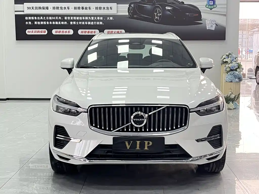 Volvo XC60 PHEV 2021 — фото 2