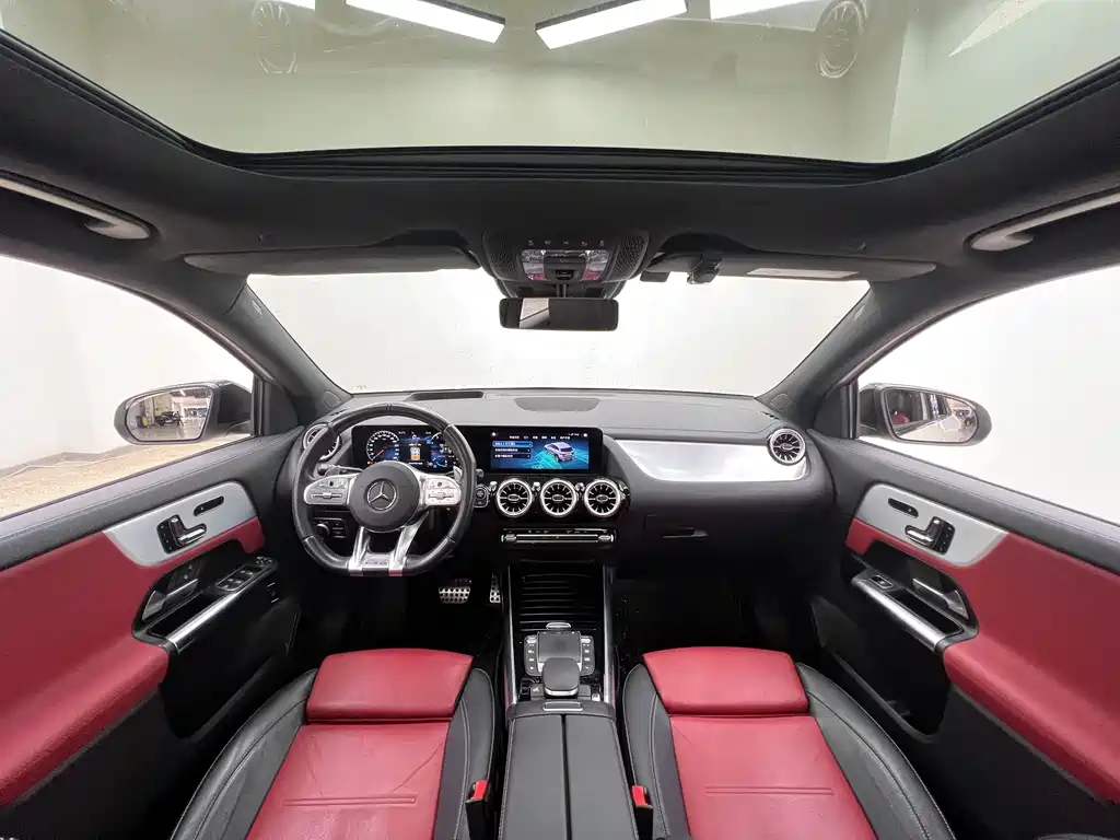 Mercedes-Benz GLA AMG 2022 — фото 20