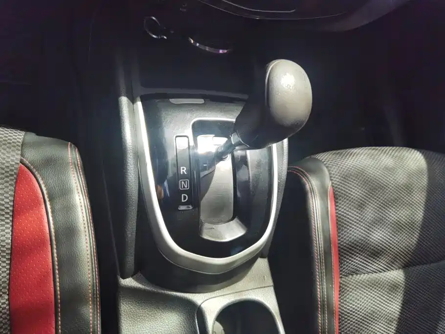 Nissan Qashqai 2016 — фото 16