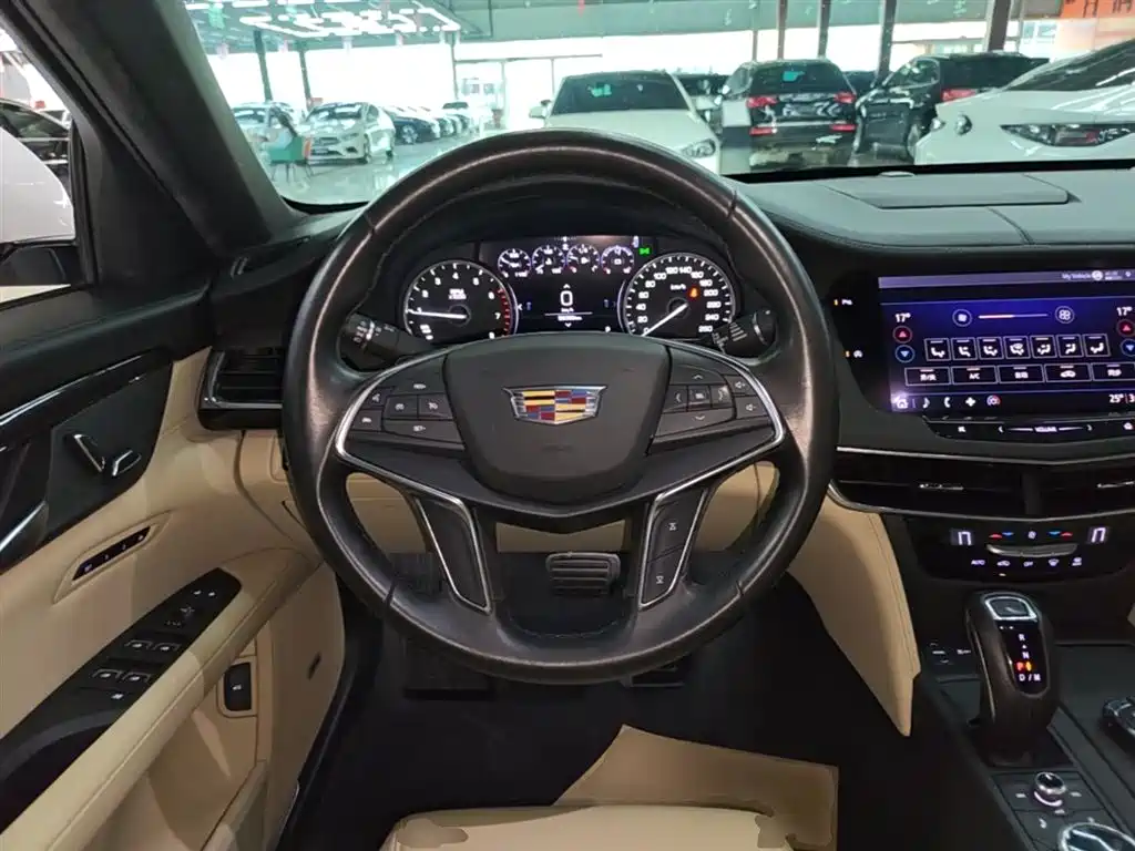 Cadillac CT6 2019 — фото 11