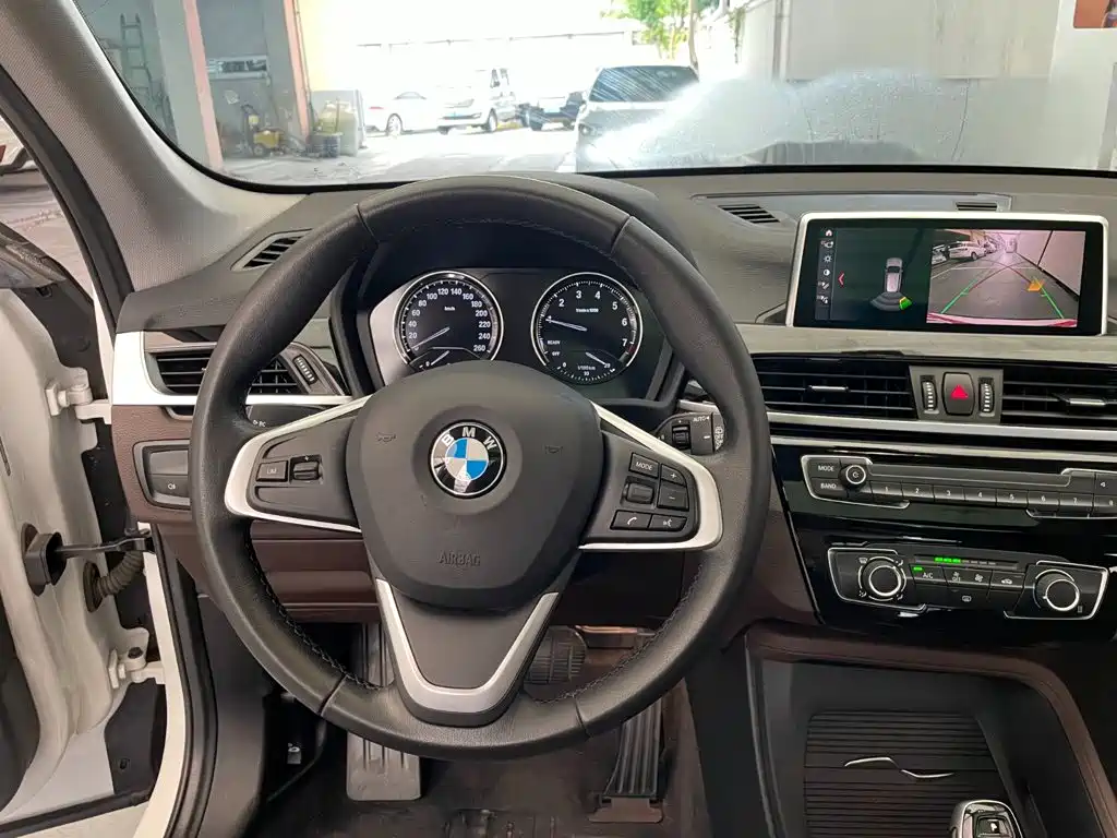 BMW X1 2020 — фото 12