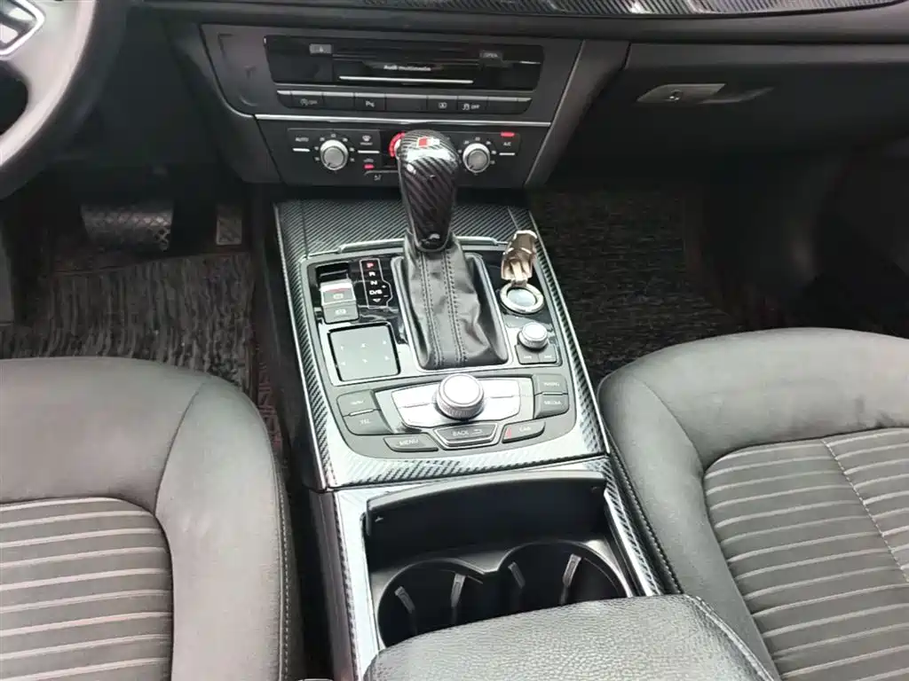 Audi A6L 2016 — фото 14