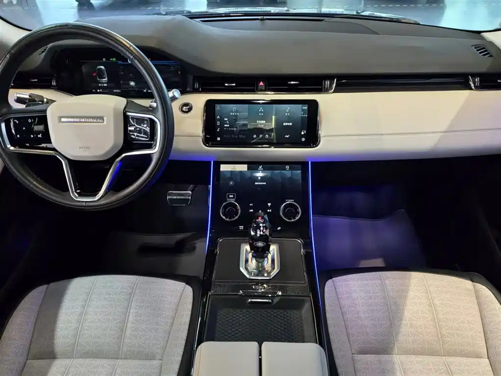 Land Rover Evoque 2022 — фото 12