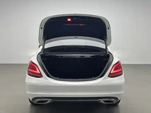 Mercedes-Benz C-Class 2020 — фото 12