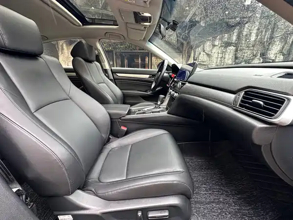 Honda Accord 2023