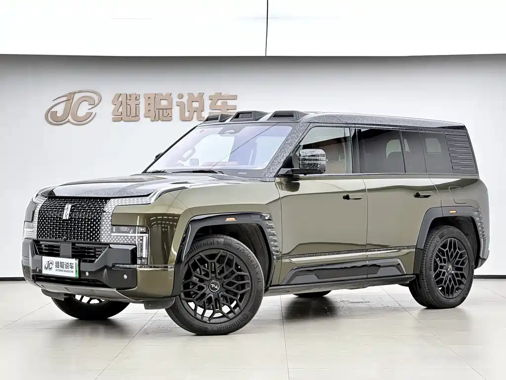 Yangwang U8 2024