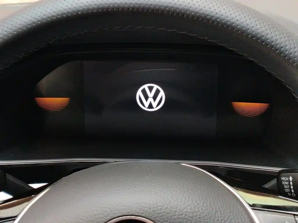 Volkswagen Lavida 2021 — фото 16