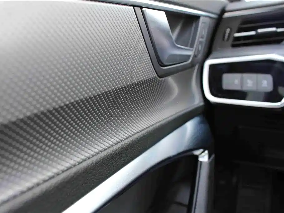 Audi A6L 2021 — фото 9