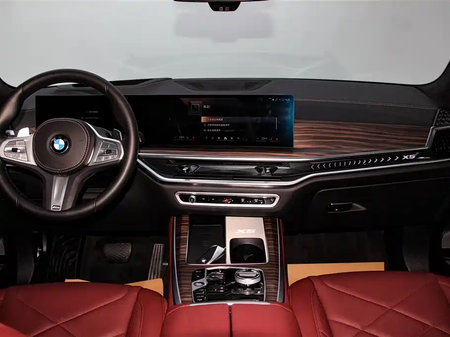 BMW X5 2024 — фото 13