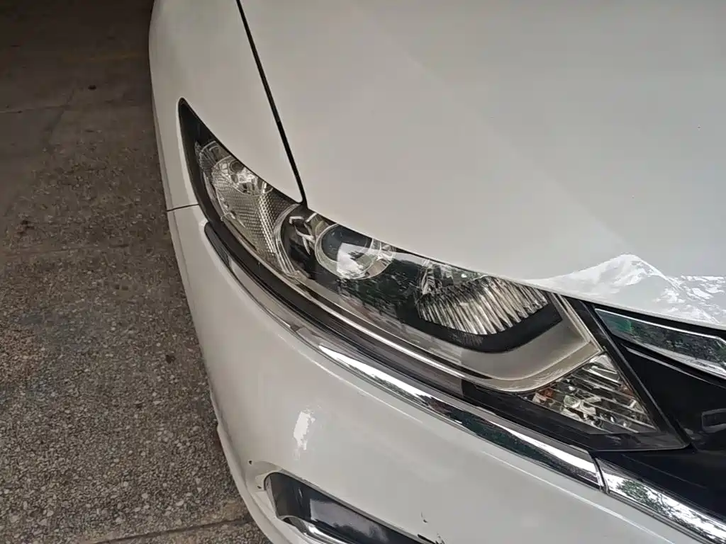 Honda Jade 2017 — фото 13