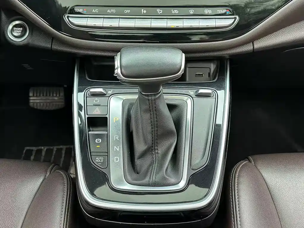 GAC Motor Trumpchi M6 2020 — фото 12