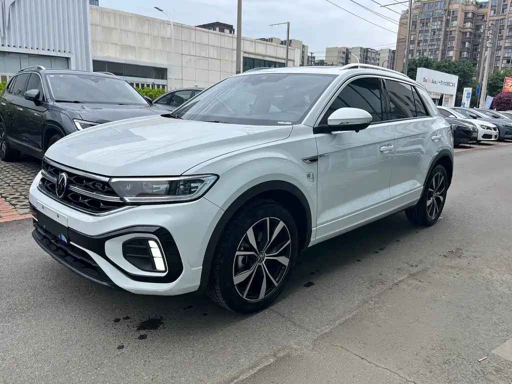 Volkswagen T-Roc 2024