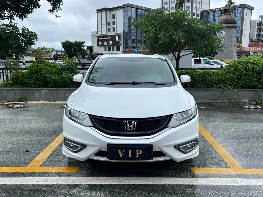 Honda Jade 2016 — фото 2