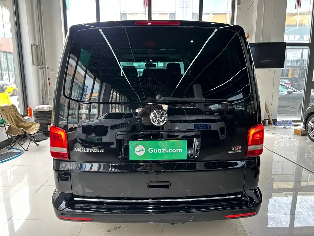 Volkswagen Multivan 2015