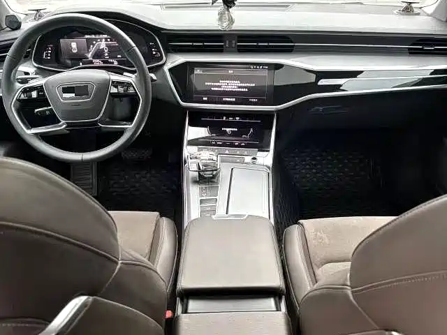 Audi A7L 2023 — фото 5
