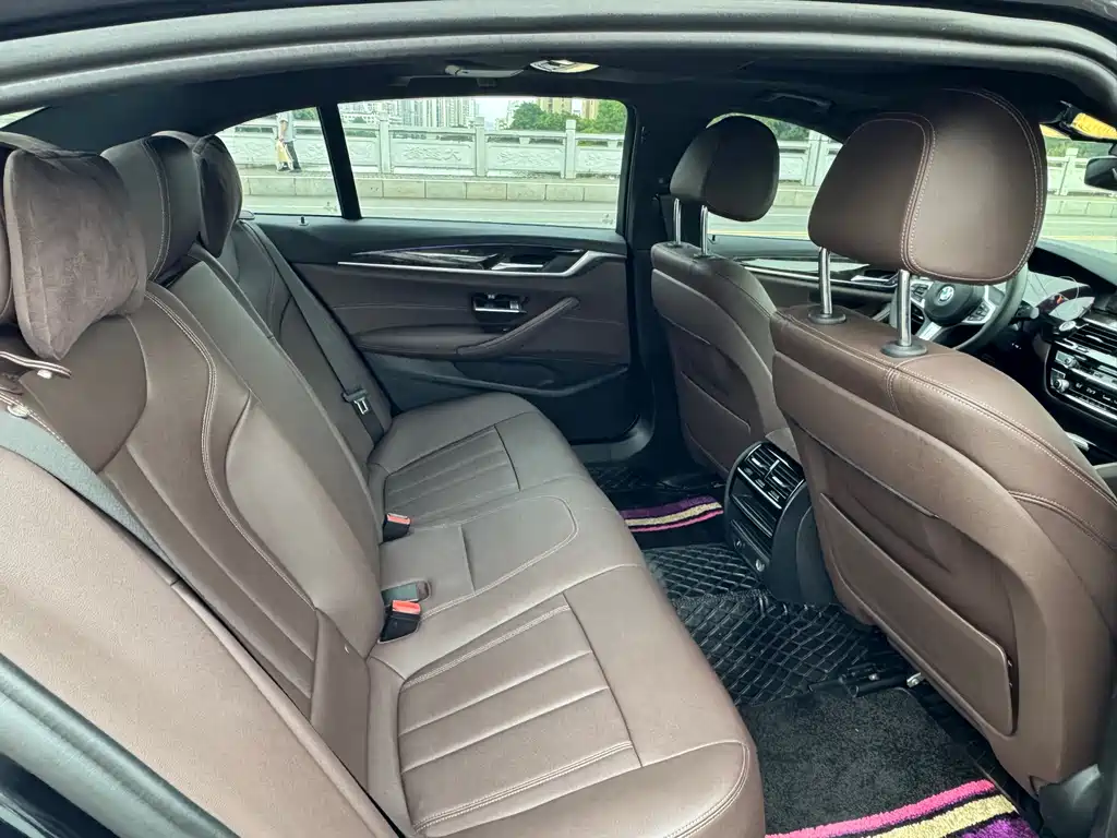 BMW 5 Series 2019