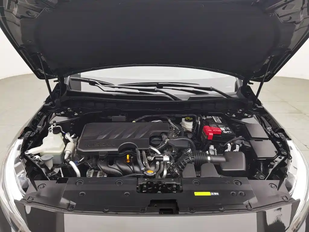Nissan Teana 2022