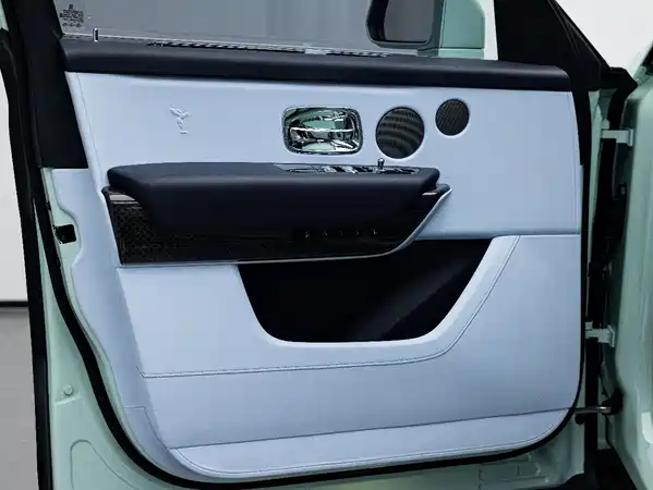 Rolls-Royce Cullinan 2023