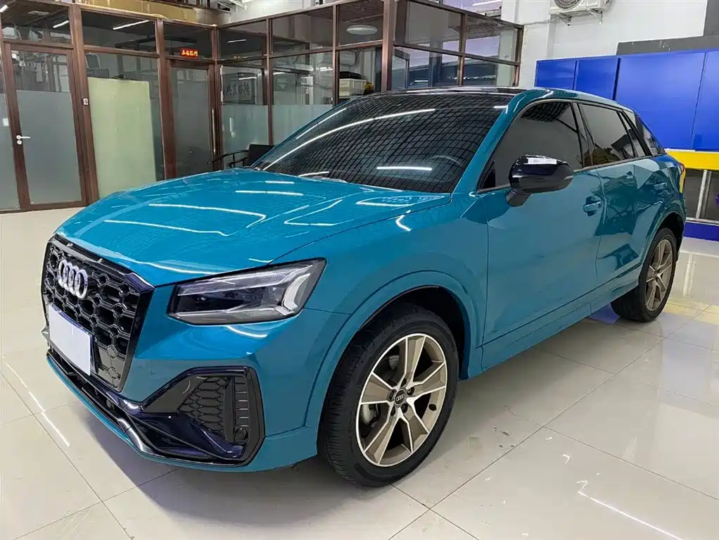 Audi Q2L 2022