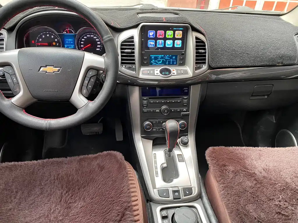 Chevrolet Captiva 2016 — фото 11