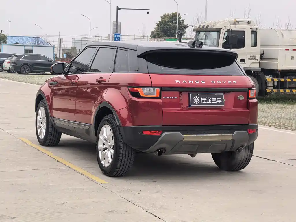 Land Rover Range Rover Evoque 2018 — фото 11