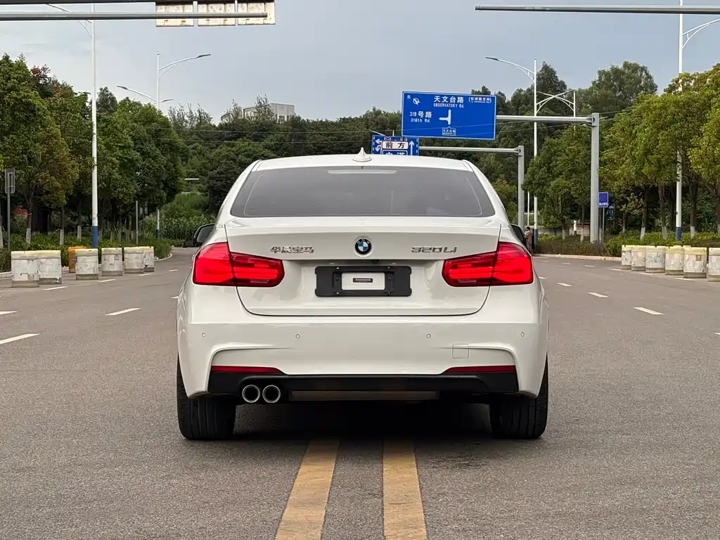 BMW 3 Series 2019