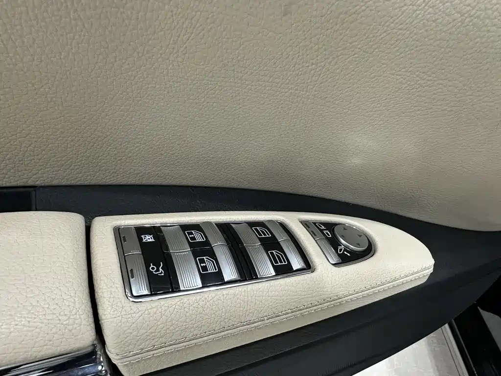 Mercedes-Benz S-Class 2007 — фото 24