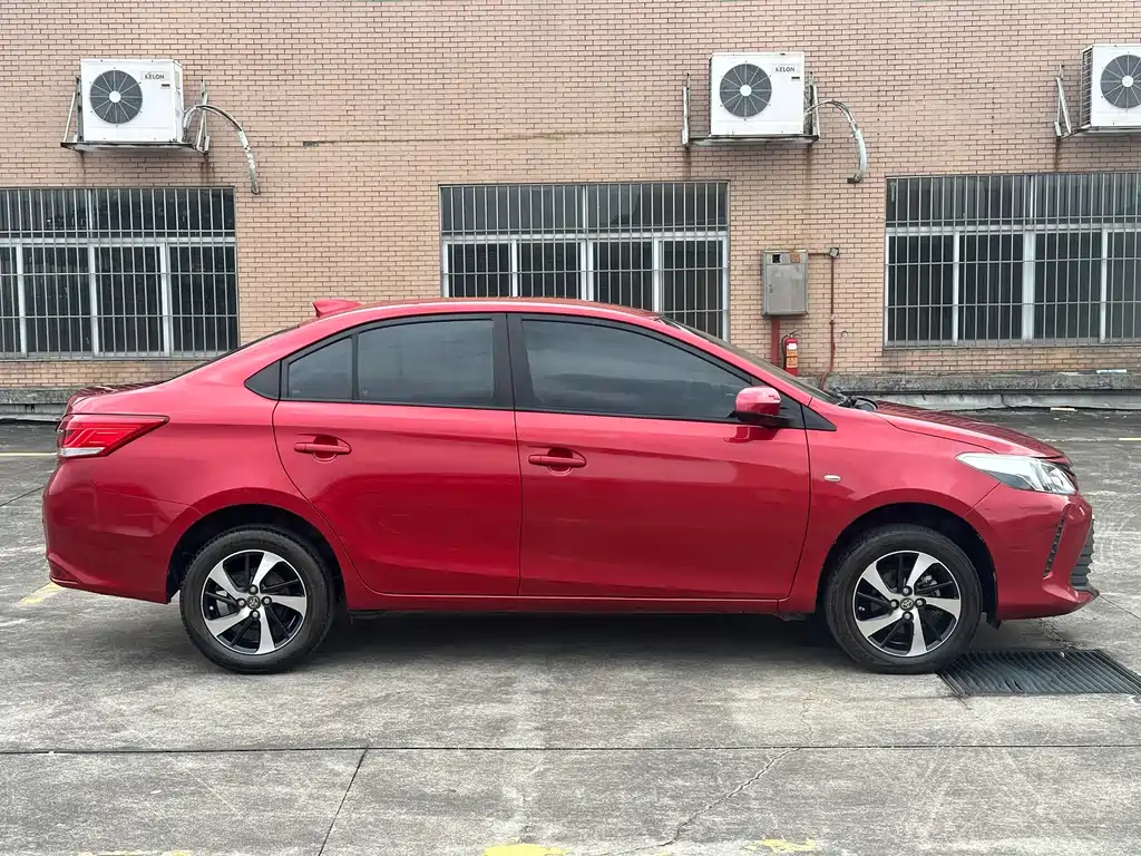 Toyota Vios 2017 — фото 4