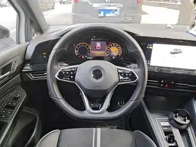 Volkswagen Golf 2022