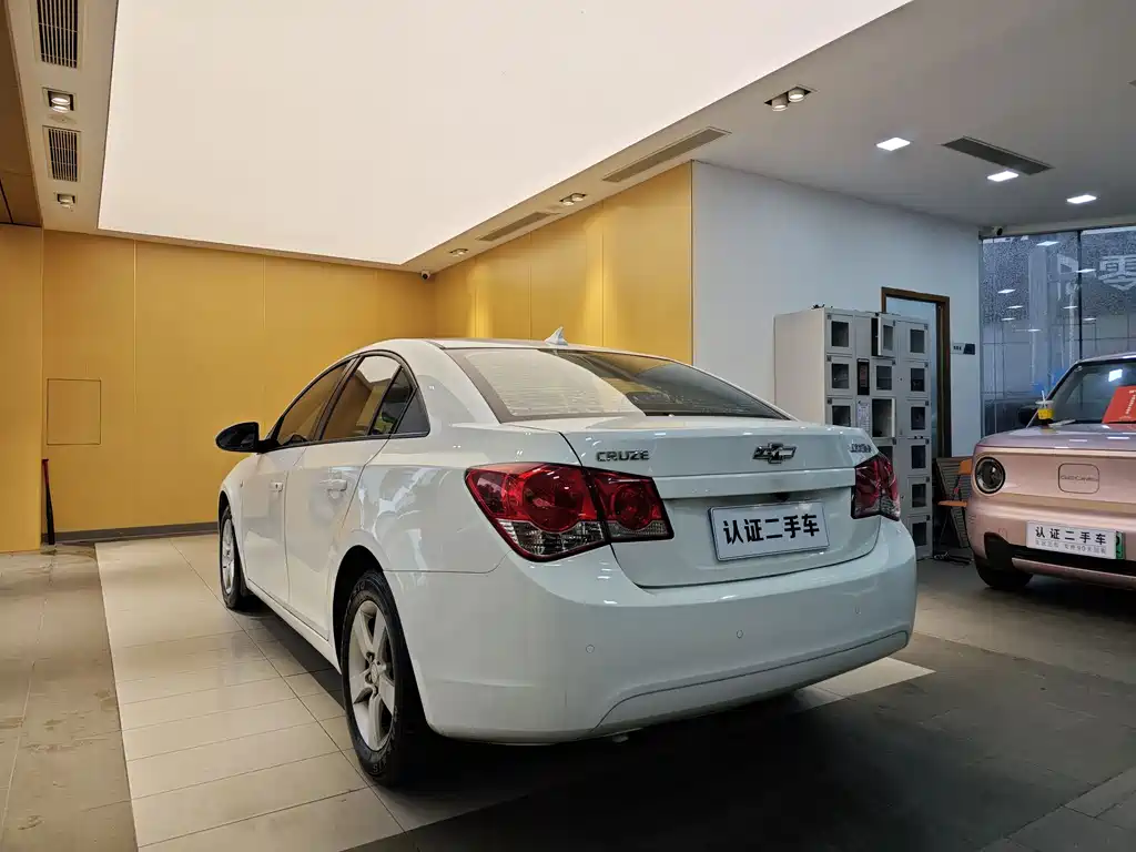 Chevrolet Cruze 2014 — фото 24