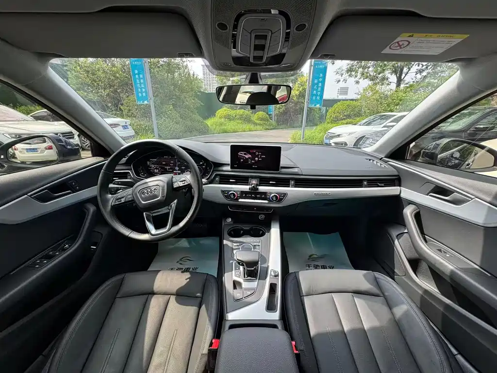 Audi A4 2019