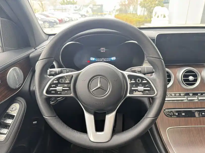 Mercedes-Benz GLC 2020